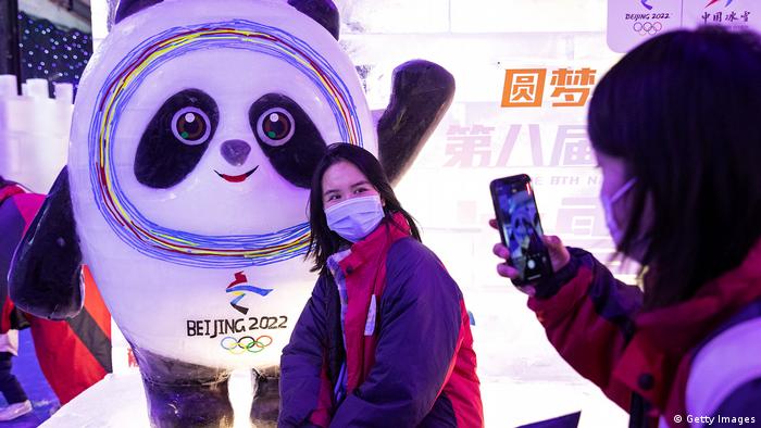 Maskot Olimpiade Musim DIngin Beijing 2022