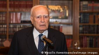 Κάρολος Παπούλιας