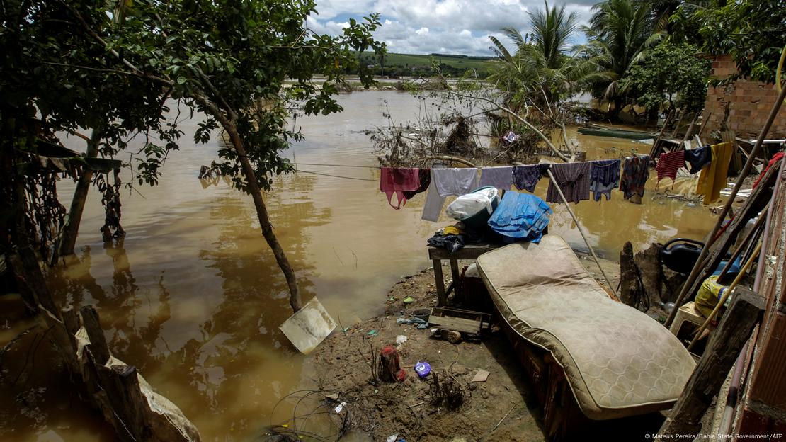 Inundação após fortes chuvas na Bahia