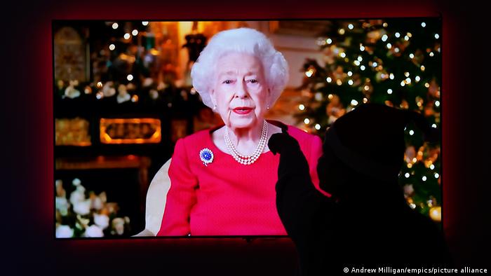 Transmisión navideña de la reina Isabel II.