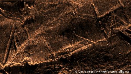 Esta imagen de sonar creada por SEARCH Inc. y publicada por la Comisión Histórica de Alabama muestra los restos del Clotilda.