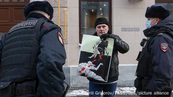 Russland Proteste vor Gebäude des Obersten Gerichtshofs in Moskau 