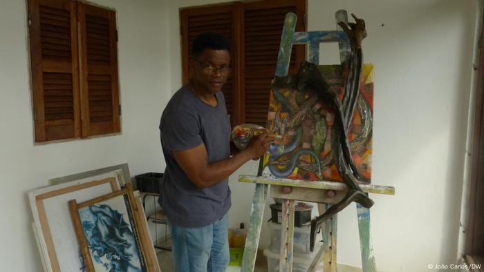João Carlos Nezó, Maler und Bildhauer in São Tomé