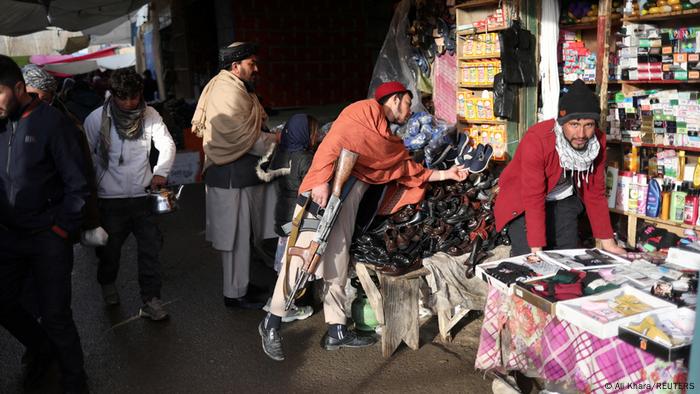 Afghanistan Taliban l Winter - Familien in Not Afghanistan Taliban l Winter - Familien in Not