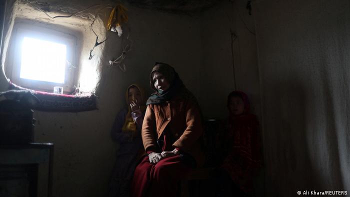 Afghanistan Taliban l Winter - Familien in Not