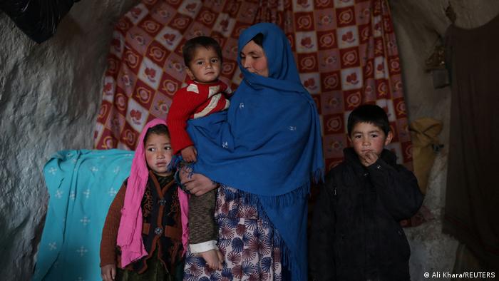Afghanistan Für Familien in Not ist die nächste Mahlzeit eine Frage des Glaubens