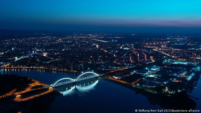 Pod sloganom „Za nove mostove“ u Novom Sadu je planirano 3.000 umetničkih programa