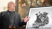 May 26, 2021, Madrid, Spain: Film director and photographer Carlos Saura attends to presentation of his work 'Lola Flores, Sevillanas 1992' at Circulo de Bellas Artes in Madrid..The limited edition consists of some 'Fotosaurios' as a need for the artist to return to his analog works and perform an intervention with painting techniques. (Credit Image: © Oscar Fuentes/SOPA Images via ZUMA Wire