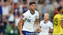 FC Augsburg verpflichtet US-Talent Pepi
