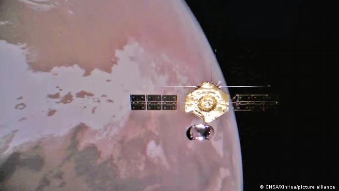 Новые снимки с Марса, сделанные при помощи исследовательского зонда Тяньвэнь-1