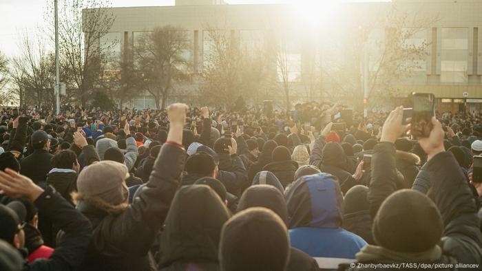 Protesters in Aktau