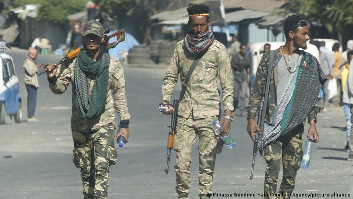 Ethiopian security forces patrol a street 