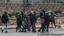 Репортеры без границ обеспокоены насилием против журналистов в Казахстане