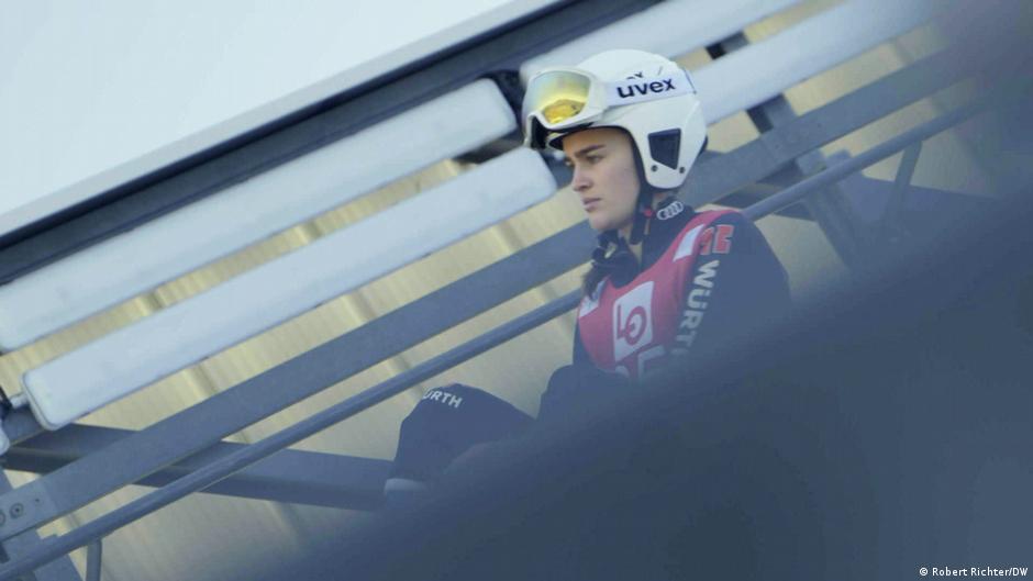 Female Ski Jumping on the Rise – DW – 11