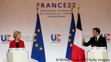 French President Emmanuel Macron and European Commission President Ursula von der Leyen (L) give a press conference after a meeting at the Elysee Presidential Palace in Paris on January 7, 2022, as France took over the helm of the six month presidency of the Council of the European Union on January 1. (Photo by Michel Euler / POOL / AFP) (Photo by MICHEL EULER/POOL/AFP via Getty Images)