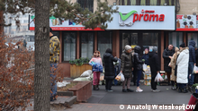 07.01.2022 Ein kleiner Laden auf der Strasse von Alma-Ata, Kasachstan