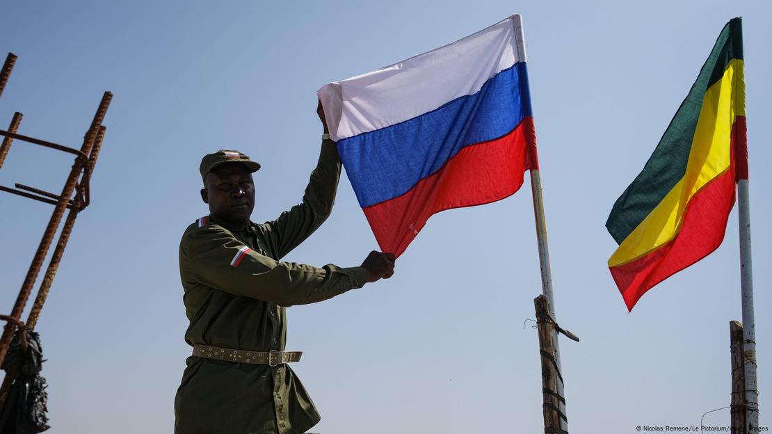 Η ρωσική σημαία στο Μπαμάκο