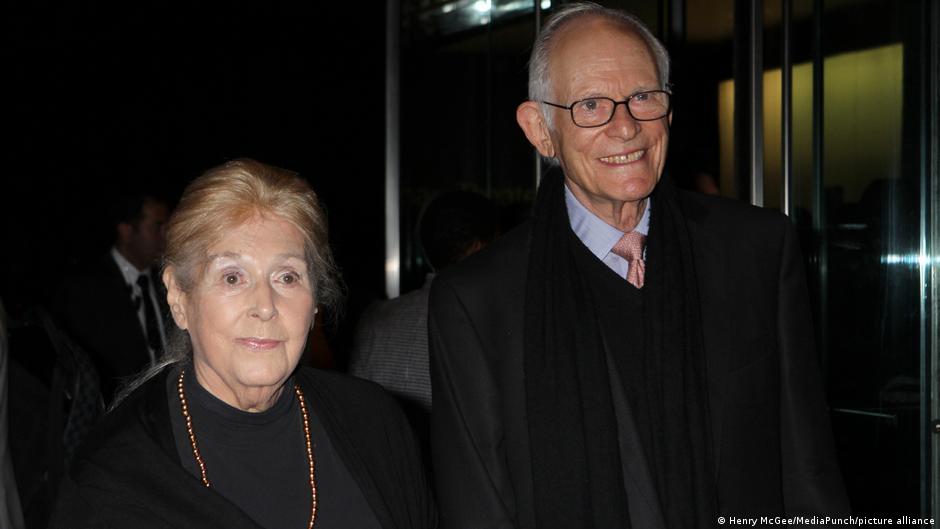 Marilyn Bergman, Oscar-winning lyricist, dies at 93 | News | DW - Vimarsana News