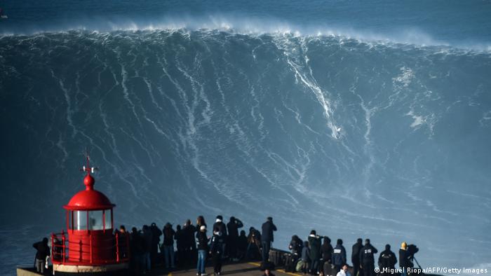 Portugal I Big Wave Surfing in Nazare