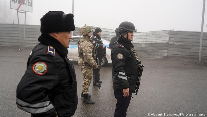 Kazachstan | Proteste in Almaty - Sicherheitskräfte