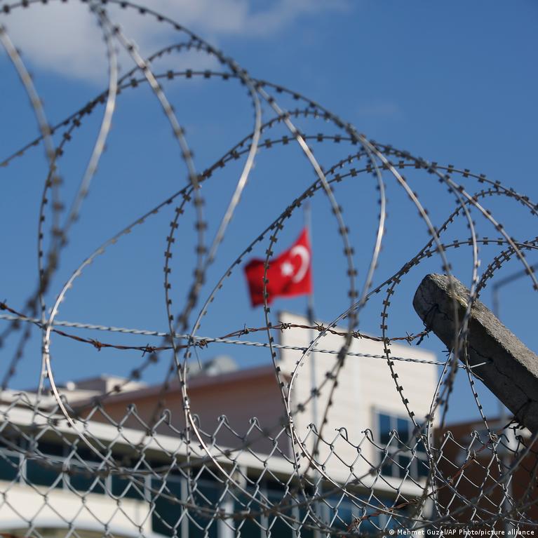 Türkiye'de evrensel insan hakları 77. yılında ne durumda?