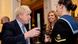 Boris Johnson dan istrinya di Downing Street Boris Johnson dan istrinya di Downing Street