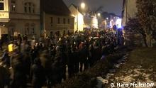 10.01.2022
Mehrere hundert Teilnehmer versammeln sich in Sachsen zum Protest gegen die deutsche Corona-Politik