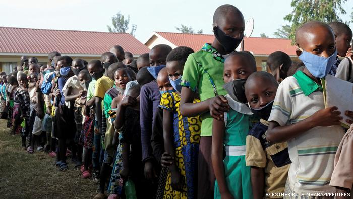 BG Schüler in der Corona-Pandemie | Uganda 
