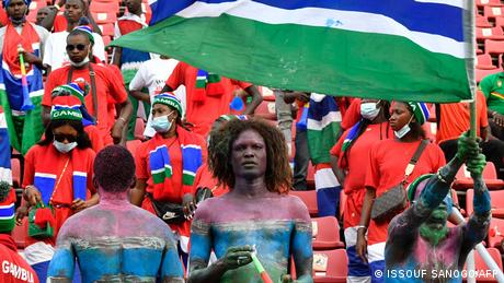 مشجعون في مباراة موريتانيا وغامبيا