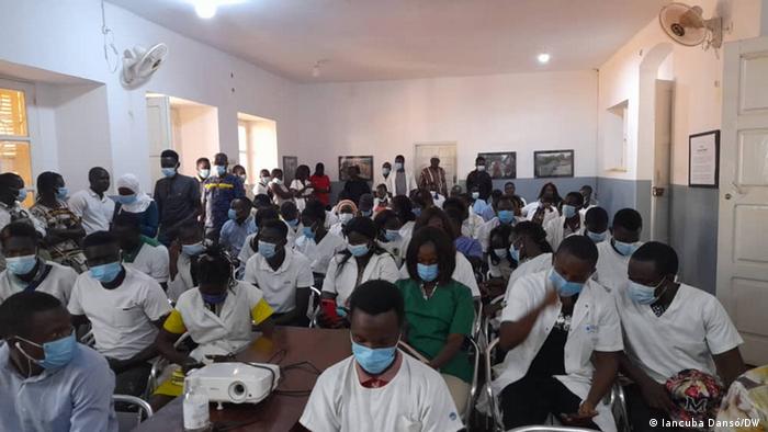 Ärzte und Krankenschwestern in Guinea-Bissau 