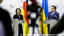 Ukraine Kiew | Pressekonferenz Annalena Baerbock und Dmytro Kuleba