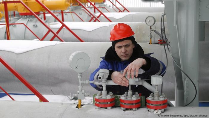 Gazprom employee at the Sudzha gas measuring station, 200 meters from the Ukrainian border, Kursk Region, Russia, 2009.