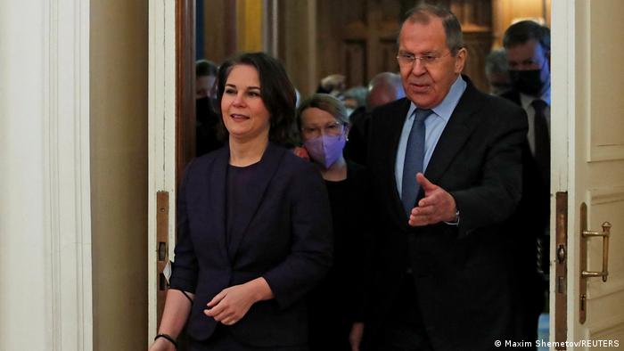 Анналена Бербок и Сергей Лавров во время переговоров в Москве, 18 января 2022 года