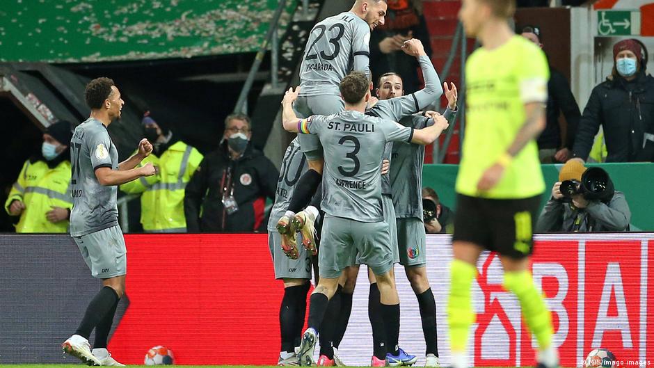 St. Pauli gelingt Pokal-Sensation gegen Borussia Dortmund