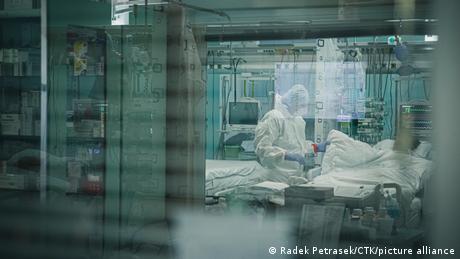 La República Checa se enfrenta actualmente a una nueva ola de contagios, con más de 20.000 nuevos casos positivos detectados.