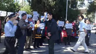 Protest gegen ilegale Zwangsumsiedlungen