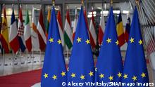  Belgium EU Summit 6678053 22.10.2021 European Union flags are seen during a face-to-face EU leaders summit at the European Commission headquarters in Brussels, Belgium. Alexey Vitvitsky / Sputnik Brussels Belgium PUBLICATIONxINxGERxSUIxAUTxONLY Copyright: xAlexeyxVitvitskyx
