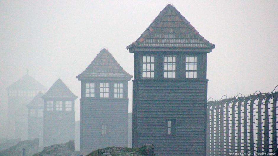 Stražarske kule u koncentracionom logoru Aušvic-Birkenau, koji je sada memorijalno-mesto