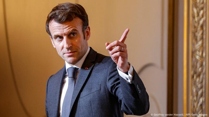  Emmanuel Macron