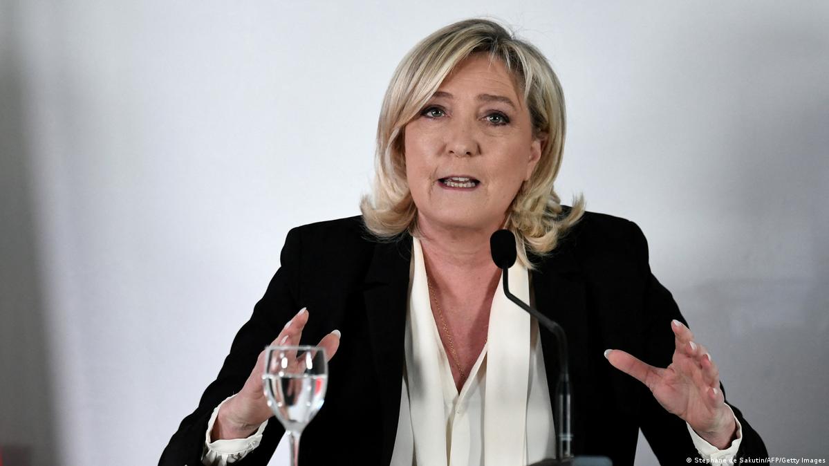 Fransa'da Le Pen farkı kapatıyor – DW – 05.04.2022