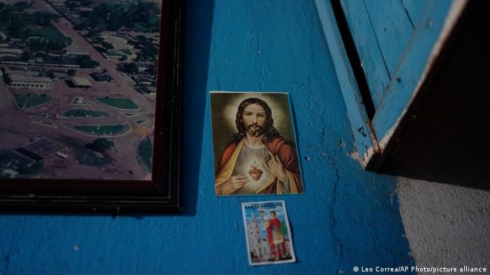 Brasilien Heiligenbild mit Jesus an der Wand