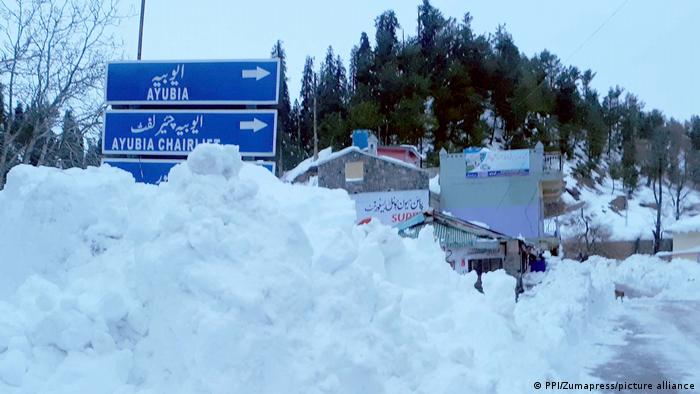 برف در منطقه ایبت‌آباد پاکستان