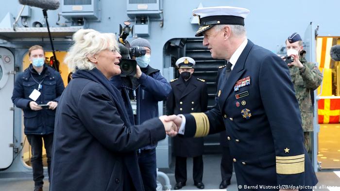Nedavni susret ministarke Lambreht i načelnika mornarice Šenbaha