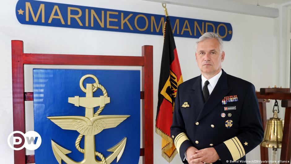 Marinechef stürzt über Ukraine-Statement
