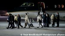هیات اعزامی طالبان با هواپیمای مخصوص نارویژی به اسلو منتقل گردید