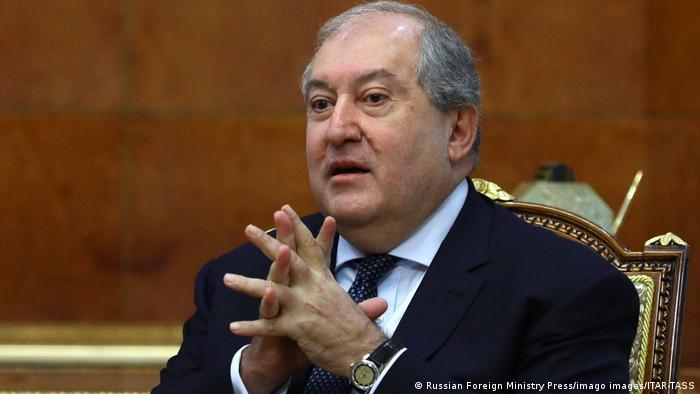 Armenien Präsident Sarkissjan tritt zurück