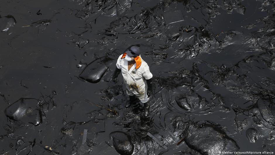 Peru faces environmental emergency after devastating oil spill | All media content | DW - Vimarsana News