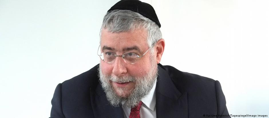 Pinchas Goldschmidt, Rabbiner