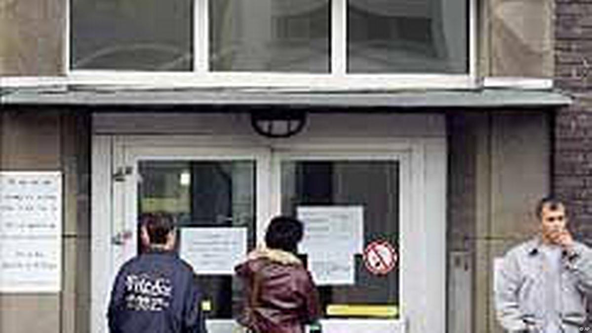 Die Arbeitslosenzahlen in Deutschland – DW – 10.01.2003