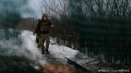 Військові ЗСУ неподалік лінії розмежування на Луганщині